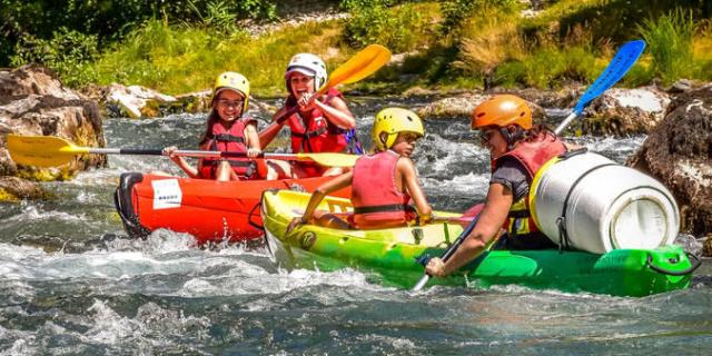 Cani Canoe dans Le rapide de la Sablière