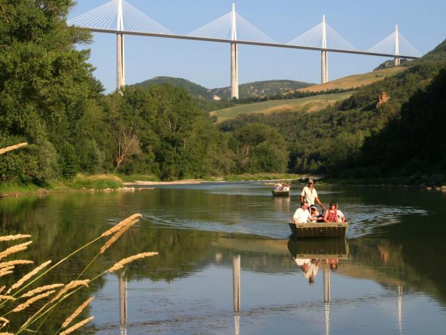 Bateliers Du Viaduc 1 ©ot Millau Grands Causses Eric Teissedre