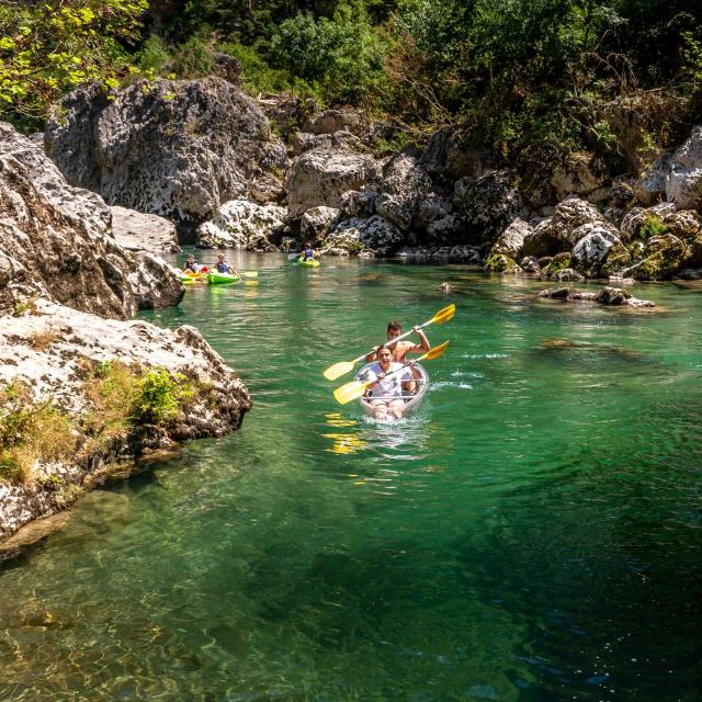 Canoe Transparent Adventure 1 Laetitia Raisin Robert