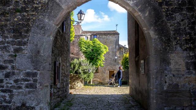 Le Pourtal Fort De St Jean Dalcasot Millau Grands Causses A. Humbert