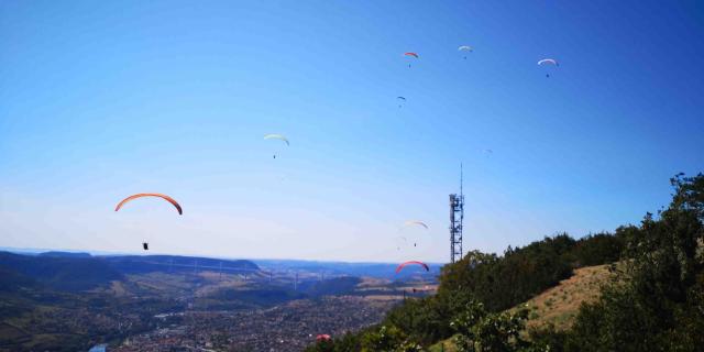 Paragliding Pouncho Activites Nature 6 Millau Laetitia Raisin Robert