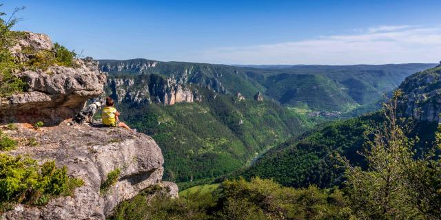 Rando Aerienne Villages Troglodytiques Aventure 17 Gorges Du Tarn Laetitia Raisin Robert