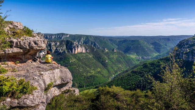 Rando Aerienne Villages Troglodytiques Aventure 17 Gorges Du Tarn Laetitia Raisin Robert