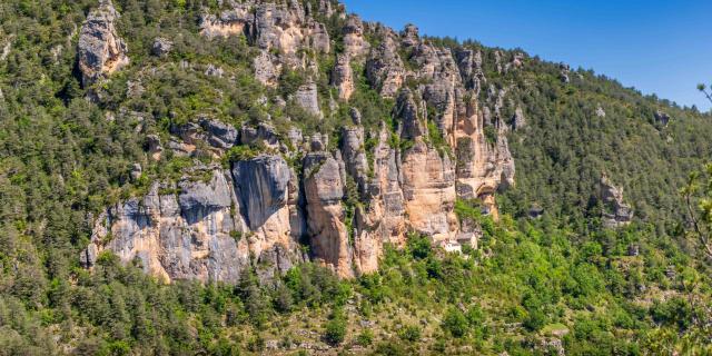 Rando Aerienne Villages Troglodytiques Aventure 25 Gorges Du Tarn Laetitia Raisin Robert