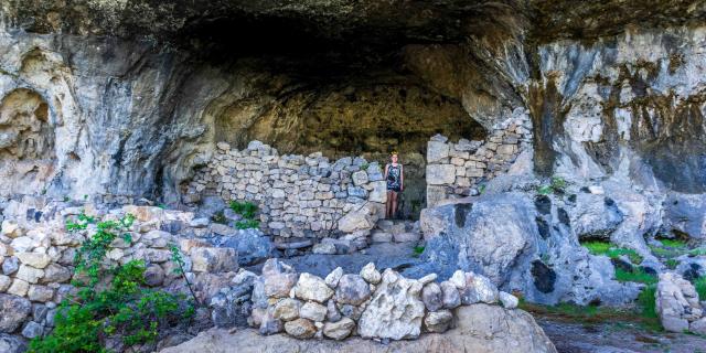 Rando Aerienne Villages Troglodytiques Aventure 36 Gorges Du Tarn Laetitia Raisin Robert