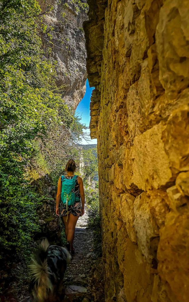 Rando Aerienne Villages Troglodytiques Aventure 8 Gorges Du Tarn Laetitia Raisin Robert