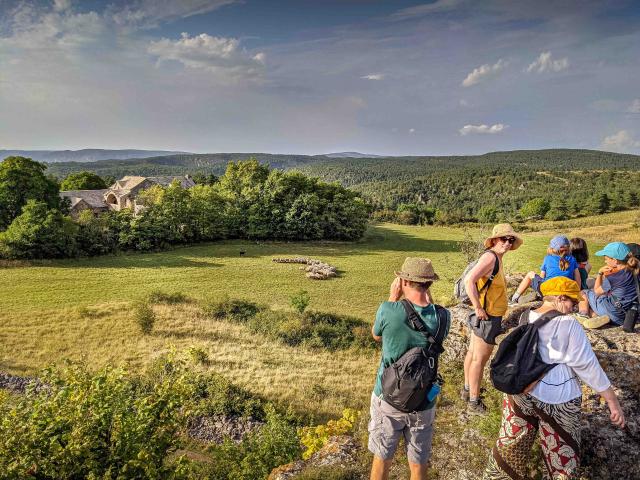 Sur Les Traces Du Berger Aventure 10 Roquesaltes Laetitia Raisin Robert