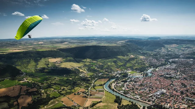 Paragliding In Millau ©naturalgames