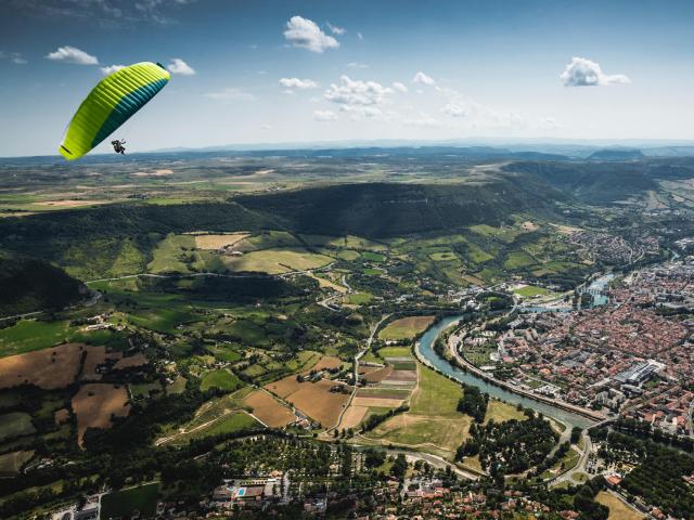 Paragliding In Millau ©naturalgames