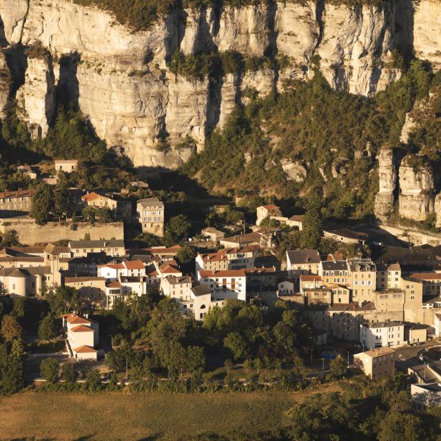 Luchtfoto van Roquefort Sur Soulzon 5grands Sites Midi Pyenees