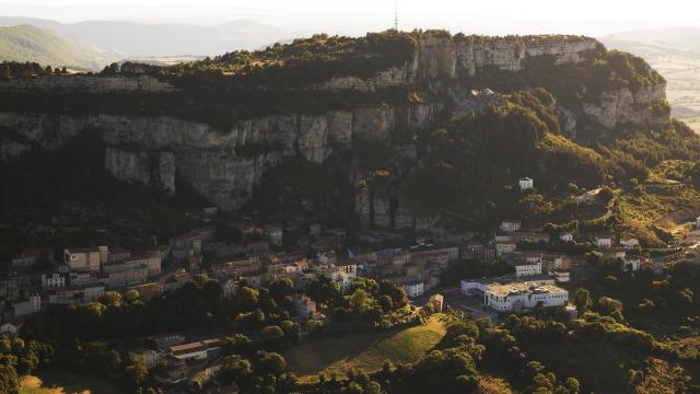 Vue Aerienne Du Site De Roquefort 7grands Sites Midi Pyenees