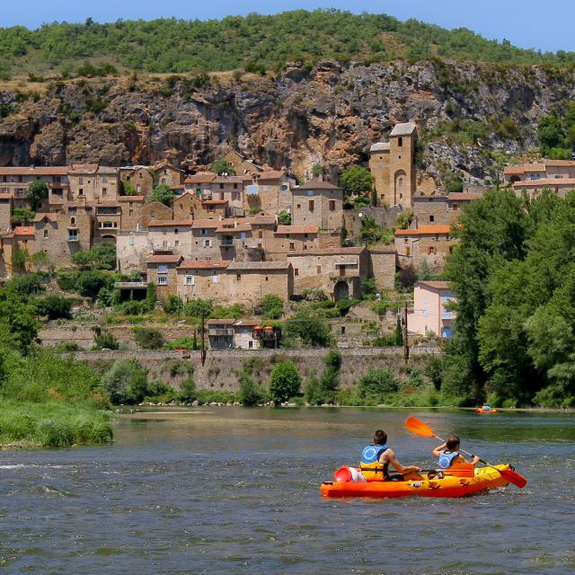 Canoe Peyre 19 Office De Tourisme Millau Credit Greg Alric