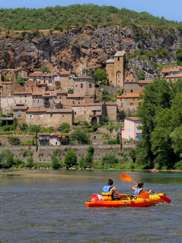 Canoe Peyre 19 Office De Tourisme Millau Credit Greg Alric