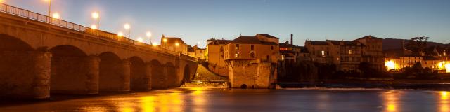 Pont Vieux De Nuit 61 Office De Tourisme Millau Credit Greg Alric