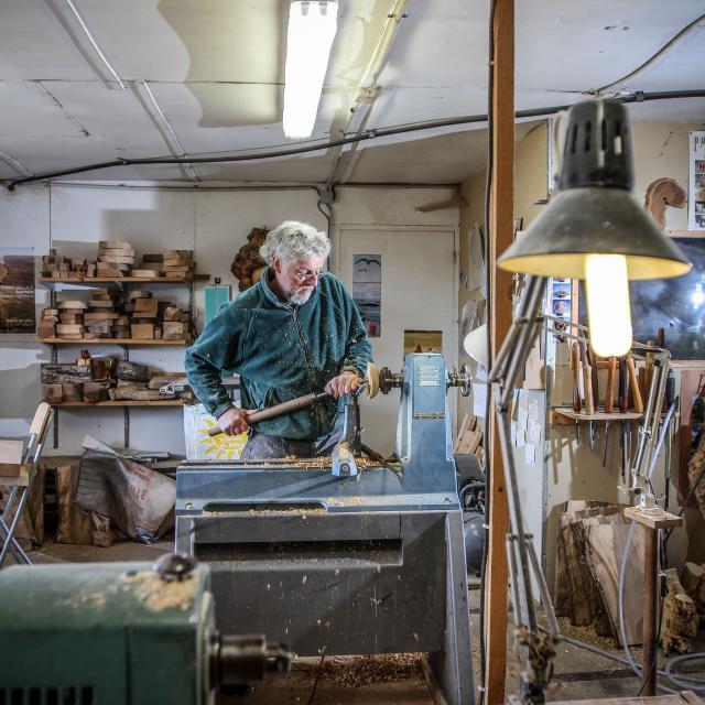 Tourneur Bois Producteur 47 Office De Tourisme Millau Credit Greg Alric