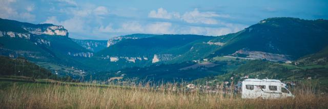 Camping Car Viaduc01 Alexandre Humbert