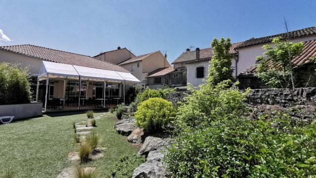 Hotel Restaurant De La Poste La Cavalerie 1