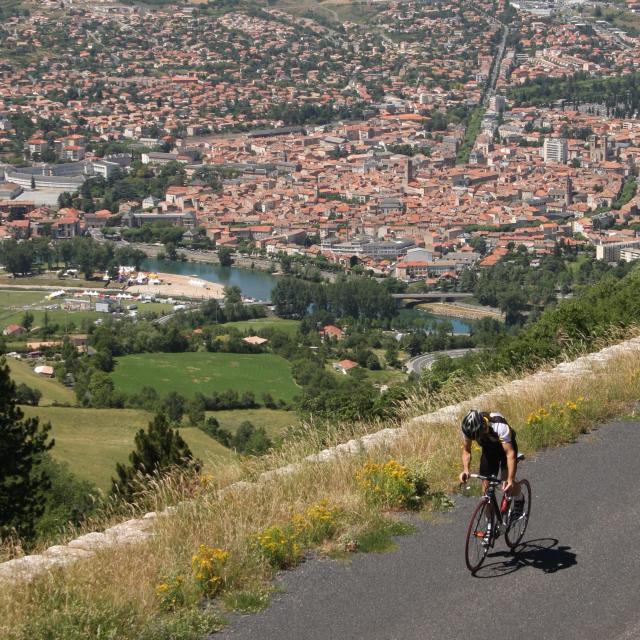 View Millau Col Renard