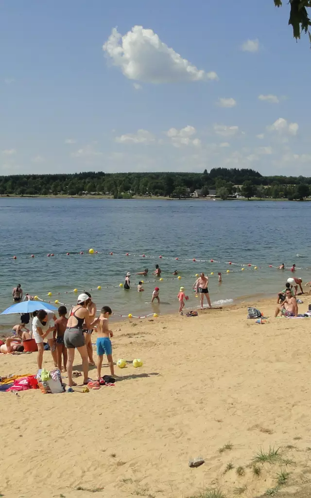 Ot Pareloup Levezou Plage Vernhes Lac Levezou Aveyron 71