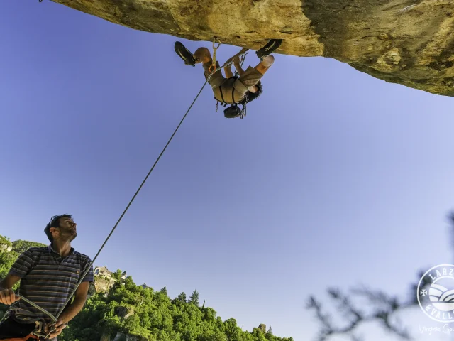 Cantobre, un spot de grimpe enchanteur