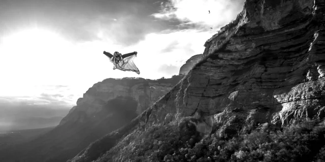 Ng Wingsuit 1